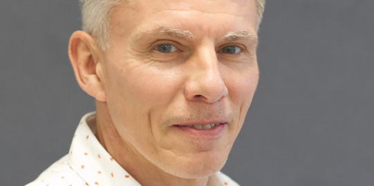 Portraitfoto von Claus Poppe