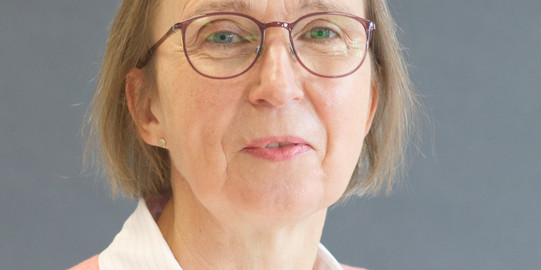 Portraitfoto Claudia Hannappel